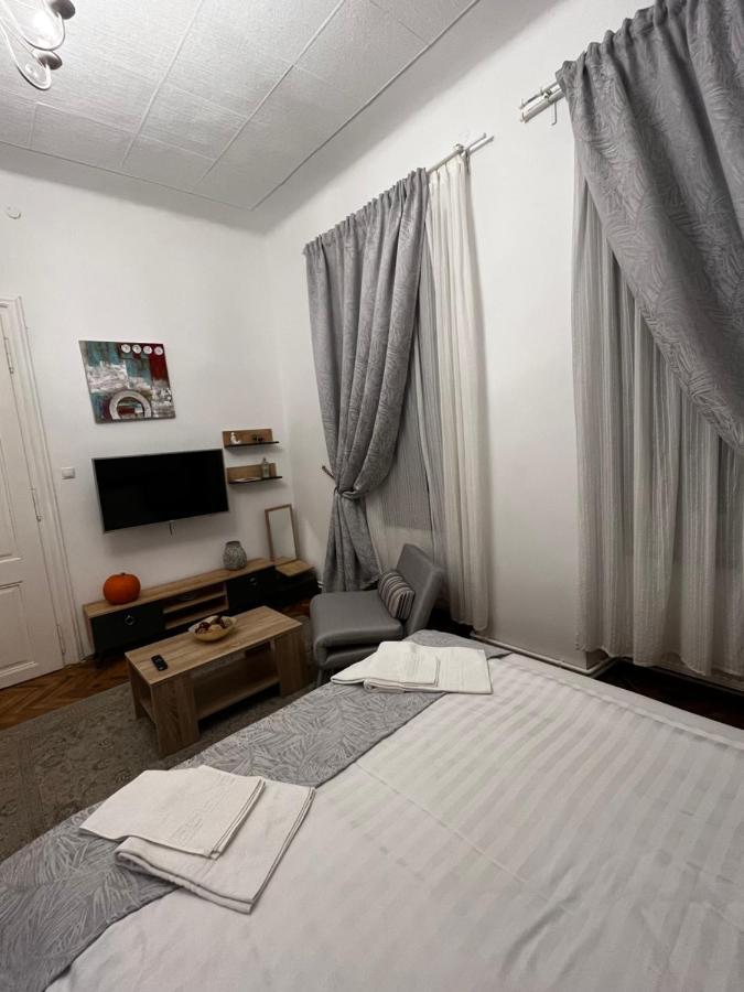 براشوف Mira Central Studio المظهر الخارجي الصورة